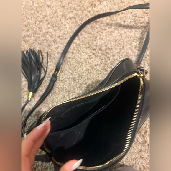 Yves Saint Laurent Authentic Black Chevron Crossbody Lou Camera Bag - Picture 2 of 8